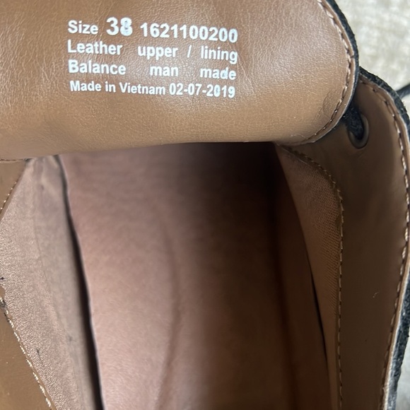 Dansko Cadee Lace Up Wedge Bootie Black Leather Women size 38 US 7.5-8 - Picture 8 of 9